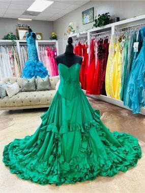 Emerald Strapless Ruffled Ball Gown Dress